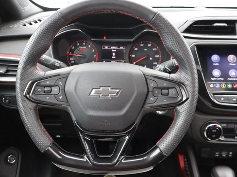 Used 2023 Chevrolet TrailBlazer RS w/ Sun and Liftgate Package FWD image 6