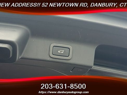 Used 2019 Jaguar F-PACE Premium AWD/4WD image 30