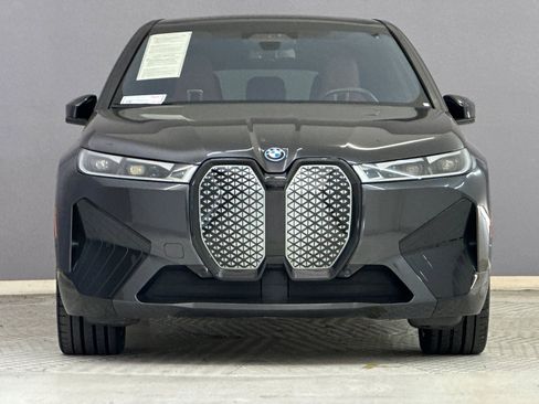 Certified 2023 BMW iX xDrive50 w/ Premium Package image 5