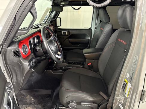 Used 2022 Jeep Wrangler Unlimited Rubicon AWD/4WD image 22