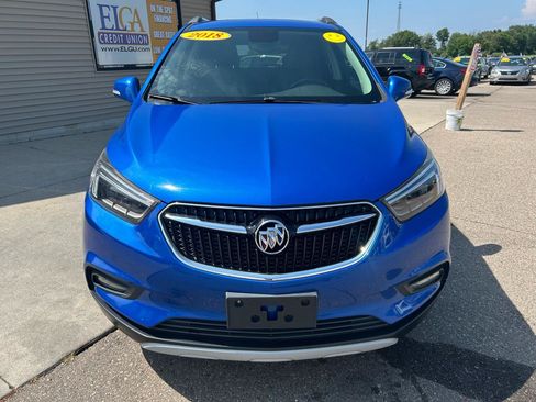 Used 2018 Buick Encore Essence AWD/4WD image 2