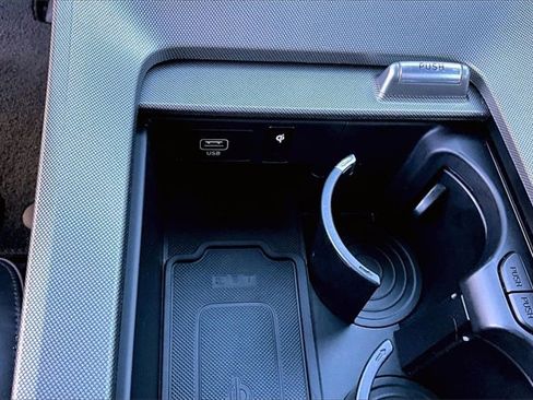 Used 2021 Hyundai Palisade Calligraphy image 24