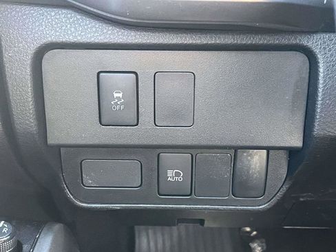 Used 2022 Toyota Tacoma SR5 image 25