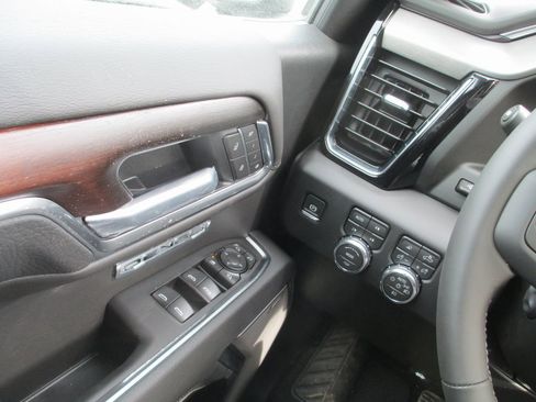 New 2026 GMC Sierra 1500 Denali w/ Denali Reserve Package image 21