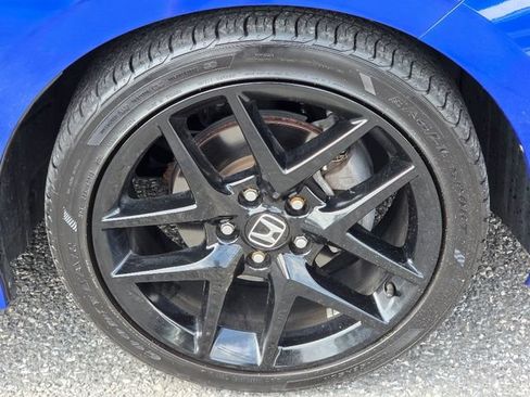 Used 2024 Honda Civic Sport image 9