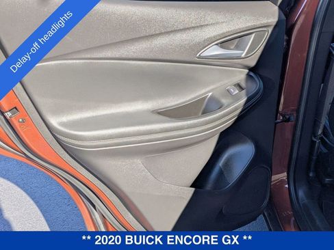 Used 2020 Buick Encore GX Preferred image 30