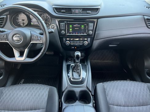 Used 2020 Nissan Rogue SV AWD/4WD image 34