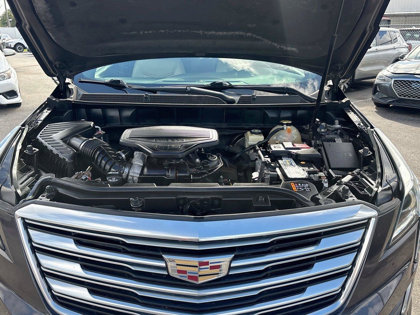 Used 2017 Cadillac XT5 FWD image 29