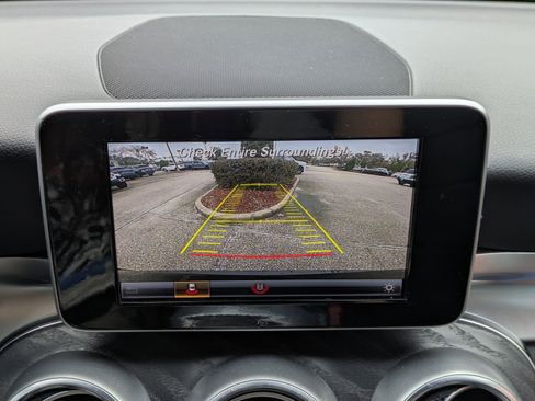 Used 2018 Mercedes-Benz GLC 300 image 24