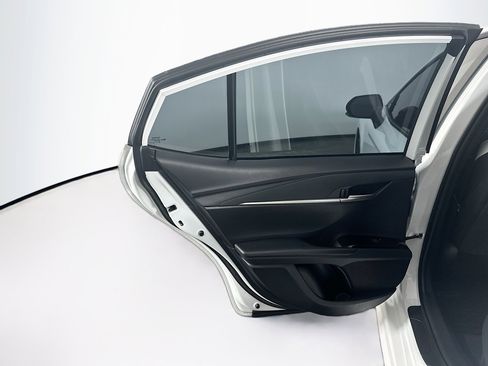 Used 2026 Toyota Camry SE FWD image 27