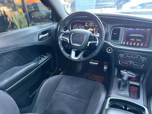 Used 2017 Dodge Charger R/T Scat Pack w/ Dynamics Package RWD image 20