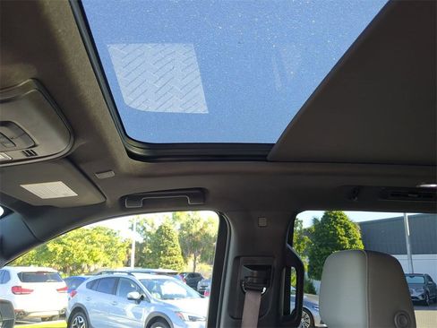 Used 2021 Chevrolet Tahoe LT w/ LT Signature Package image 21