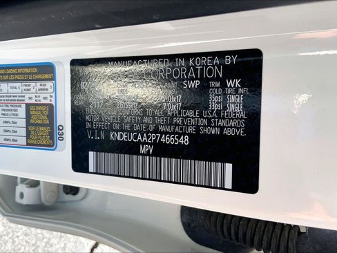 Used 2023 Kia Seltos S AWD/4WD image 30