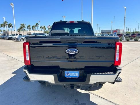 Used 2025 Ford F250 XLT image 6