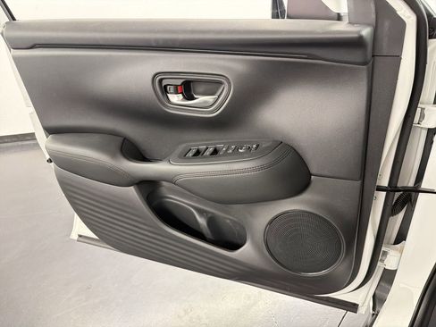 New 2026 Honda HR-V LX image 22