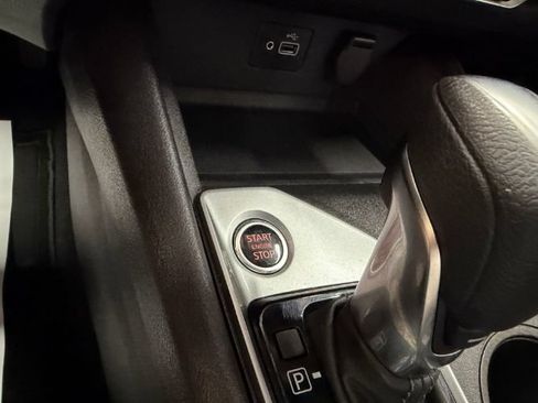 Used 2024 Nissan Altima 2.5 S FWD image 15