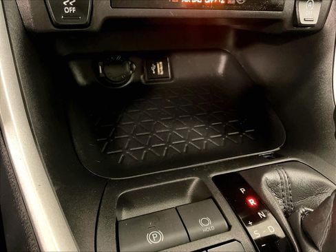 Certified 2024 Toyota RAV4 LE image 26