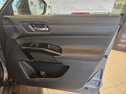 New 2026 Nissan Pathfinder Platinum w/ Cargo Package AWD/4WD image 24