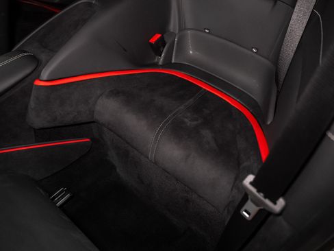 Used 2022 Ferrari Roma image 40