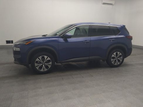 Used 2021 Nissan Rogue SV AWD/4WD image 2