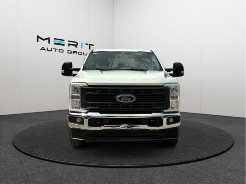Used 2025 Ford F250 XL w/ XL Chrome Package AWD/4WD image 3