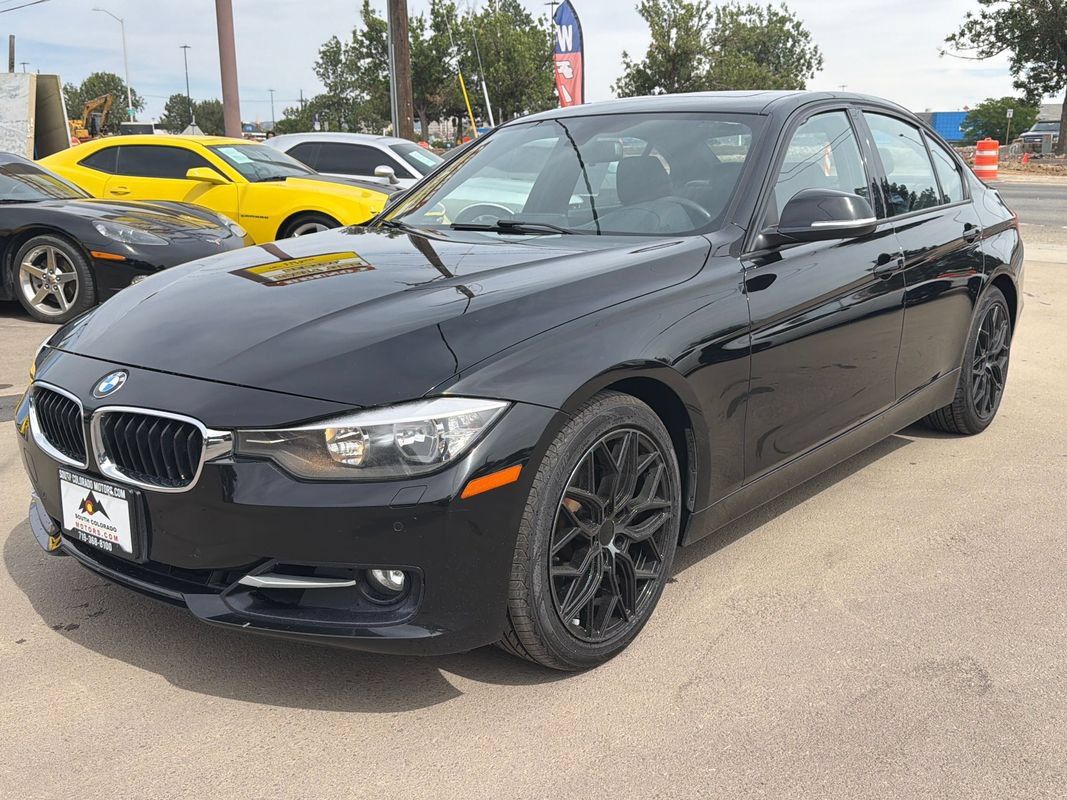 Used 2012 BMW 328i Sedan RWD image 3