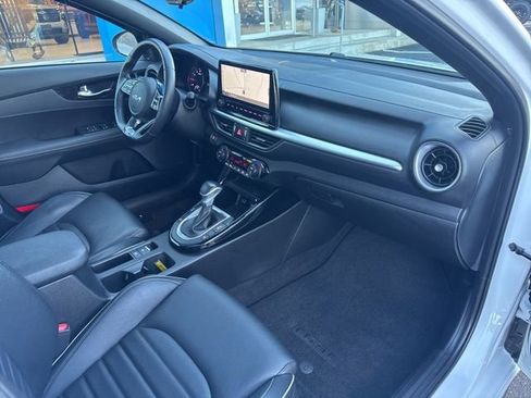 Used 2023 Kia Forte GT-Line w/ GT-Line Premium Package FWD image 27