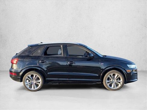 Used 2018 Audi Q3 2.0T Premium w/ Convenience Package image 4