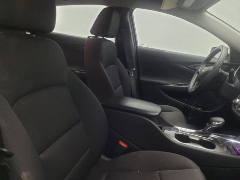 Used 2022 Chevrolet Malibu LS w/ Driver Confidence Package II FWD image 21
