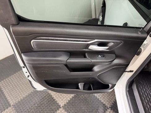 Certified 2024 RAM 1500 Big Horn AWD/4WD image 32