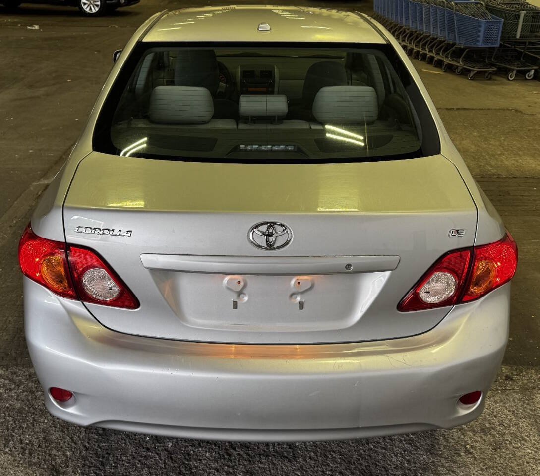 Used 2010 Toyota Corolla LE FWD image 5