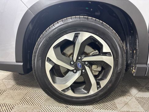 Used 2022 Subaru Forester Touring AWD/4WD image 6