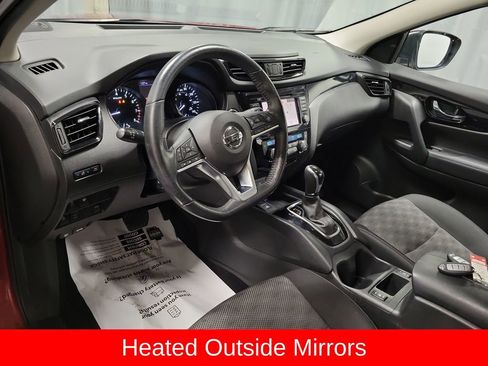 Used 2019 Nissan Rogue Sport SV w/ Technology Package AWD/4WD image 14
