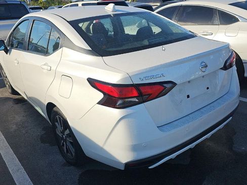 Used 2021 Nissan Versa SV image 6