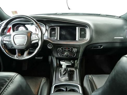 Used 2018 Dodge Charger R/T w/ Plus Group image 21