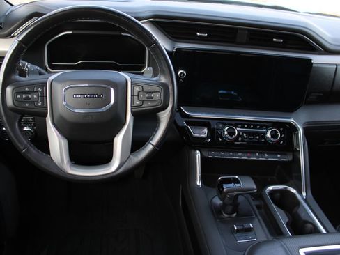 Used 2022 GMC Sierra 1500 Denali w/ Technology Package image 11