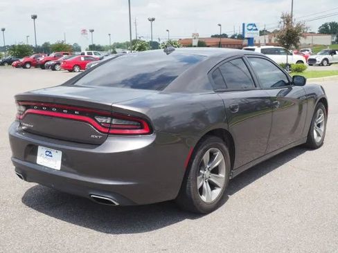 Used 2015 Dodge Charger SXT RWD image 20