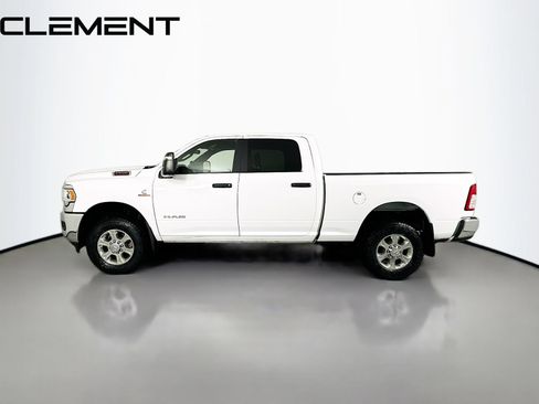 Used 2023 RAM 2500 Big Horn w/ Cold Weather Group AWD/4WD image 6