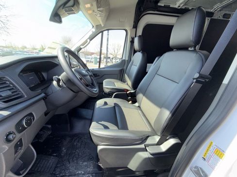 New 2026 Ford Transit 250 148 Medium Roof image 26