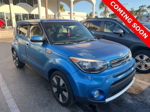Certified 2018 Kia Soul + image 3