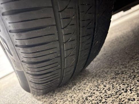 Used 2024 Chrysler Pacifica Limited image 37