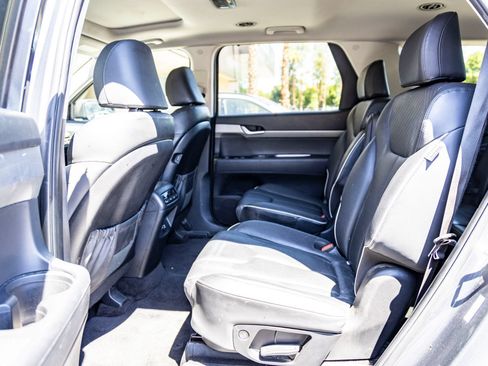 Used 2024 Hyundai Palisade XRT FWD image 17