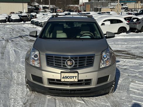 Used 2016 Cadillac SRX Luxury w/ Driver Awareness Package image 3