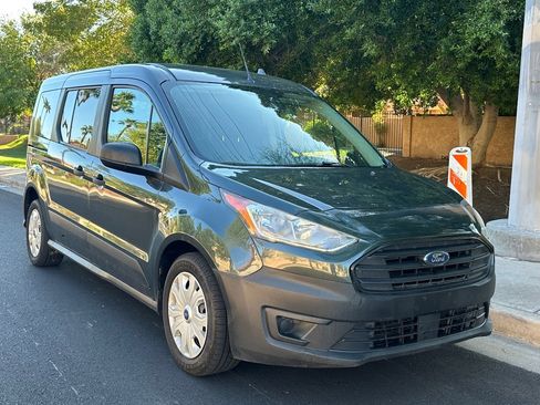 Used 2019 Ford Transit Connect XL image 2