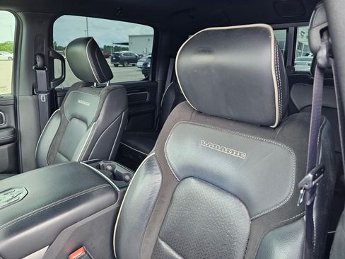 Used 2022 RAM 1500 Laramie w/ Sport Appearance Package AWD/4WD image 18