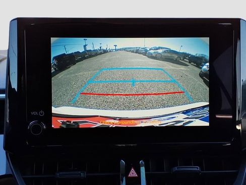 Used 2024 Toyota Corolla LE w/ LE Convenience Package image 22