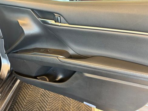 Used 2021 Toyota Camry XSE FWD image 24