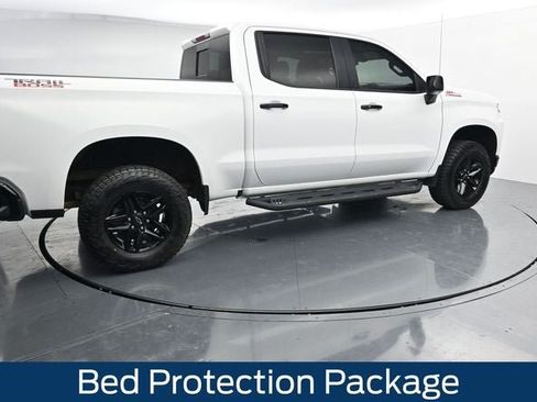 Used 2020 Chevrolet Silverado 1500 LT Trail Boss AWD/4WD image 11