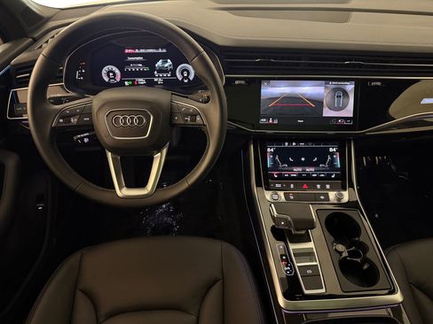 Used 2025 Audi Q7 2.0T Premium w/ Convenience Plus Package image 29
