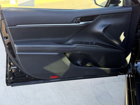 Used 2024 Toyota Camry SE image 16